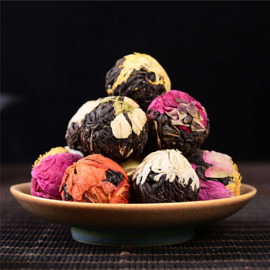 Yunnan Pu’er Fermented Health Tea Handmade Flower Tea Dragon Balls Mixed with 6 Flavors