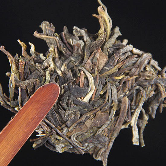 Popular Yunnan Menghai Shen Puerh Tea Cake Big Leaves Raw Pu Er 357 Gram Unfermented Puer Cha Bing