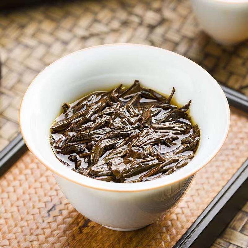 Wholesale Lapsang Souchong | Authentic Chinese Zhengshan Xiaozhong Black Tea, Premium Loose‑Leaf Tea Supplier, OEM Private Label by Sip Tea Tao